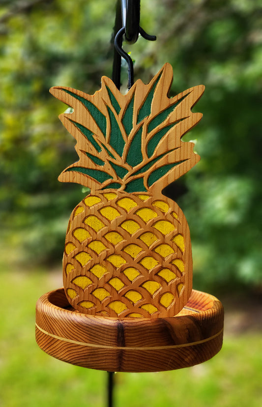 Pineapple Birdfeeder